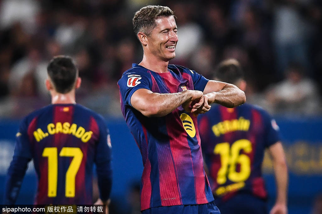 西甲工资帽限制:巴塞罗那、皇家马德里与马德里竞技的阵容成本大揭秘 西甲工资帽限制:巴塞罗那、皇家马德里与马德里竞技的阵容成本大揭秘