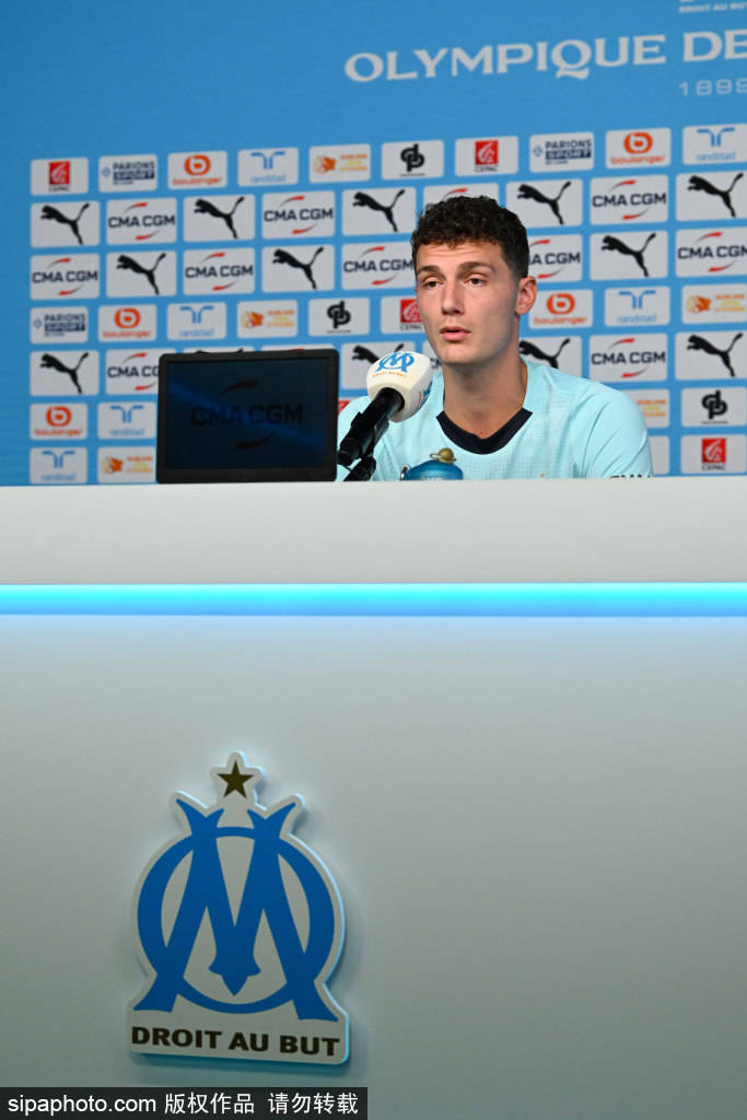 马赛逆转传奇:法甲中最强反击者的背后故事与战术解析 马赛逆转传奇:法甲中最强反击者的背后故事与战术解析